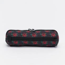 Mister Tee Roses Pencil Case In Schwarz