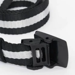 URBAN CLASSICS Gürtel Centre Stripe In Schwarz -Urban Classics-Geschäft urban classics guertel schwarz 800603 1