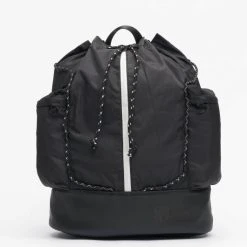 URBAN CLASSICS Rucksack Light Weight Hiking In Schwarz