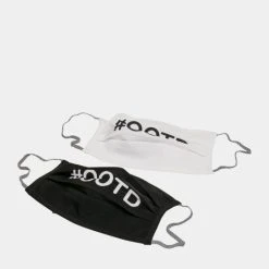 URBAN CLASSICS OOTD Face Mask In Weiß